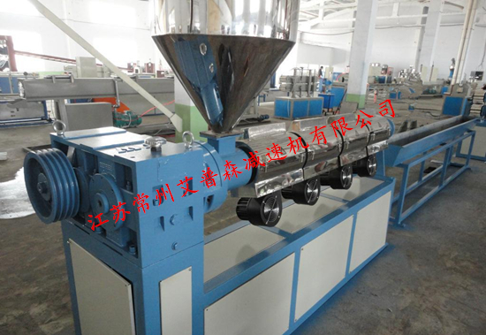 ZLYJ減速機(jī)應(yīng)用于塑料擠出機(jī)械